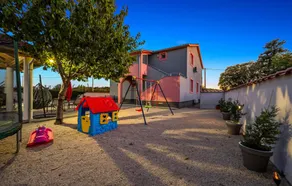 Awesome home in Dubrava kod Tisna - Image 3