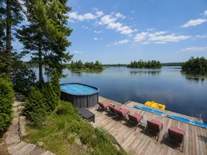 Luxury Waterfront Estate with Swimming Pool, Hot Tub, Kayaks, Pedal Boat & Dock - Image 5