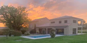 Comfortable house **** with swimming pool - Image 5