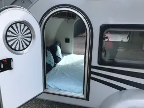 Glamping in a teardrop trailer - Image 5