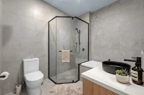Modern 3BR Home Near Medway Golf Club, Highpoint & Melbourne CBD - Image 3