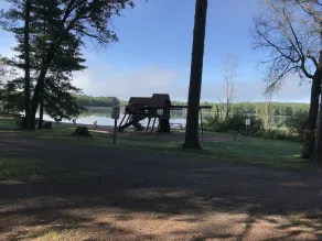 3 Bedroom Cottage with Lake Views - Image 3