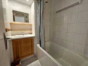 30m from ski slopes, 3rd floor, balcony, tv, ski locker, 30m², Peisey-Vallandry - Image 2