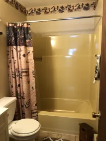 Jim Thorpe minutes away! Cozy Cabin, Peace & Quiet in Private Lake Community! - Image 3