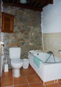 Landhaus - eigener Pool, großes Grundstück, Obstgarten, auf die Berge, Ecologic - Image 3