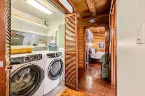 Big Warm Hug of a Cabin! Luxury Linens, Best Coffee Station for Miles - Image 3