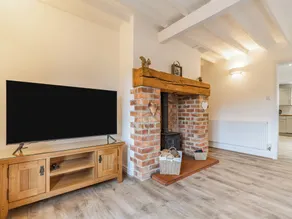 4 bedroom accommodation in Church Broughton, near Derby - Image 2