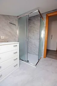 Ferienwohnung mit Klimaanlage und Balkon - Image 3