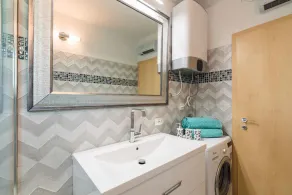 Holiday apartment with air conditioning and grill - Image 3