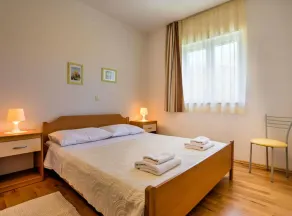 Wonderful Brsec Apartments with Sea View and Shared Pool - Image 5