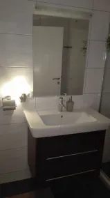 Fuldstændig renoveret og nydesignet lejlighed - Image 2