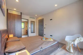 Luxuriöse 5-Schlafzimmer-Villa mit Doppelpool und Whirlpool auf dem Dach - Image 4