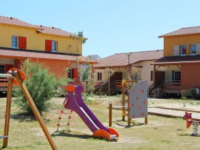 Beautiful apartment in villa for 4 guests with A/C, WIFI, pool, terrace and pets allowed - Image 3