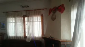 Villa V - Image 3
