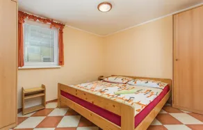 Hermoso apartamento de 2 habitaciones en Labin - Image 5