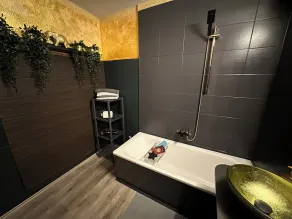 \"Hidden Gem: Cozy Apartment in Rostock's Historic City Center!\" - Image 4