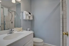 Oceanfront, spacious, upstairs and downstairs master suites, BHI - Image 5