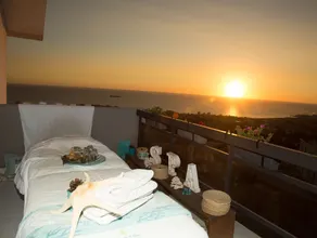Perfect Serene Villa with magical sunsets of seaview & mountains.  - Image 2