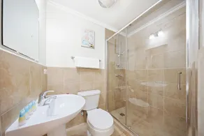 2BR Townhome w/ Balcony! *near Aruba beaches* - Image 4