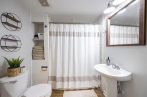 Downtown bungalow - less than 1.5 miles to UGA - Image 3