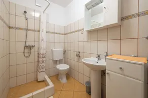 Apartment Perka A2 Vrboska, Island Hvar - Image 2