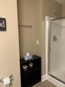 Gorgeous Condo in the heart of Grand Haven - Image 3