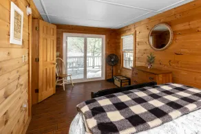 North Bay Sunsets and Lakeside Living Await! - Image 5