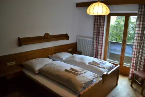 Spacious vacation apartment with fireplace + children's play corner, 10 + 2 persons - Image 2