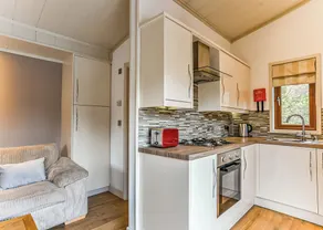 Large modern studio lodge with one double. - Image 5