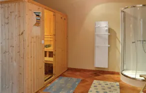 Dejligt hjem i Sainte Alvère med sauna - Image 2