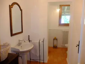 Capriva Del Friuli: 'CASA RONCUS' nedsænket i Collio-vinmarkerne for et afslappende ophold - kultur - sport og mad- og vinglæder. - Image 2
