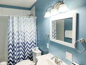 COMFORTABLE & SPACIOUS Home in Harbor Springs - Minutes from the Ski Hills!! - Image 3