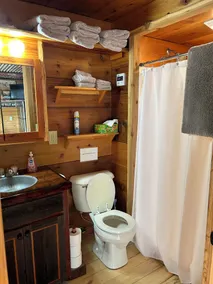Great vacation getaway on premier lake!! - Image 4