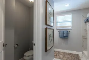 Spacious Beachfront Condo NEWLY REMODELED - Image 5