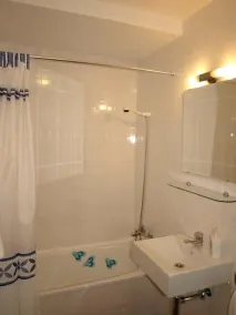 3 værelses 3 badeværelser duplex lejlighed med spektakulær havudsigt. - Image 2