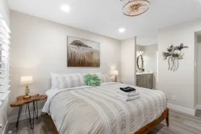 Experience Scottsdale Mi Casa: a cozy 3-bedroom condo in vibrant Old Town! - Image 5