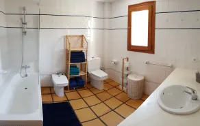 Ein perfekter romantischer oder Familienausflug! 2-Zimmer-Villa mit privatem Pool in Javea - Image 3