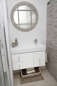 DELUXE APARTMENT - FIRST LINE STRAND, POOL, SATELLITE TV, GRATIS WIFI - Image 4