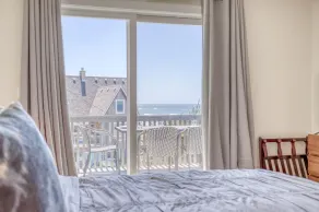 Oceanfront Beauty By Beach Access Brings Privacy, Relaxation and Hot Tub! - Image 4