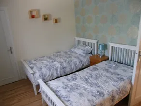 Dois Townhouse Quarto, acomoda 4 pessoas, a uma caminhada de 5 minutos de Amenties - Image 2