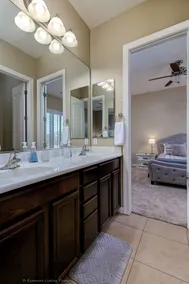 Large lot with plenty of space to spread out and something for everyone to do - Image 4
