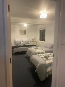 Swansea Peninsula Accomodation - 5 min to beach! - Image 4