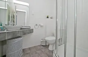 Atlantic Reach – Cozy 2-Bed with Parking - Image 3