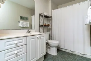 Adorable une chambre! Des tarifs imbattables! Vue sur la plage et la piscine! - Image 2