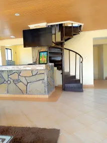 Q Lounge Kisumu - Image 3