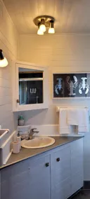 5 Star Log Beach House by the Ocean - Image 5