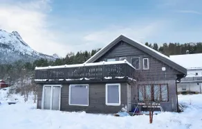3 Bedroom Beautiful Home In Eikefjord - Image 5