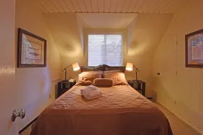 Woodland Chalet - 2 miles from Beach Access - Image 3
