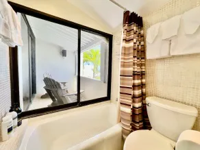 2 Bedroom 2 Bathroom Condo with Full Ocean Views and 24 Hour Guarded Community - Image 5