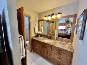 Godt vedligeholdt 3 værelses Sunburst Condo på golfbane - Image 3